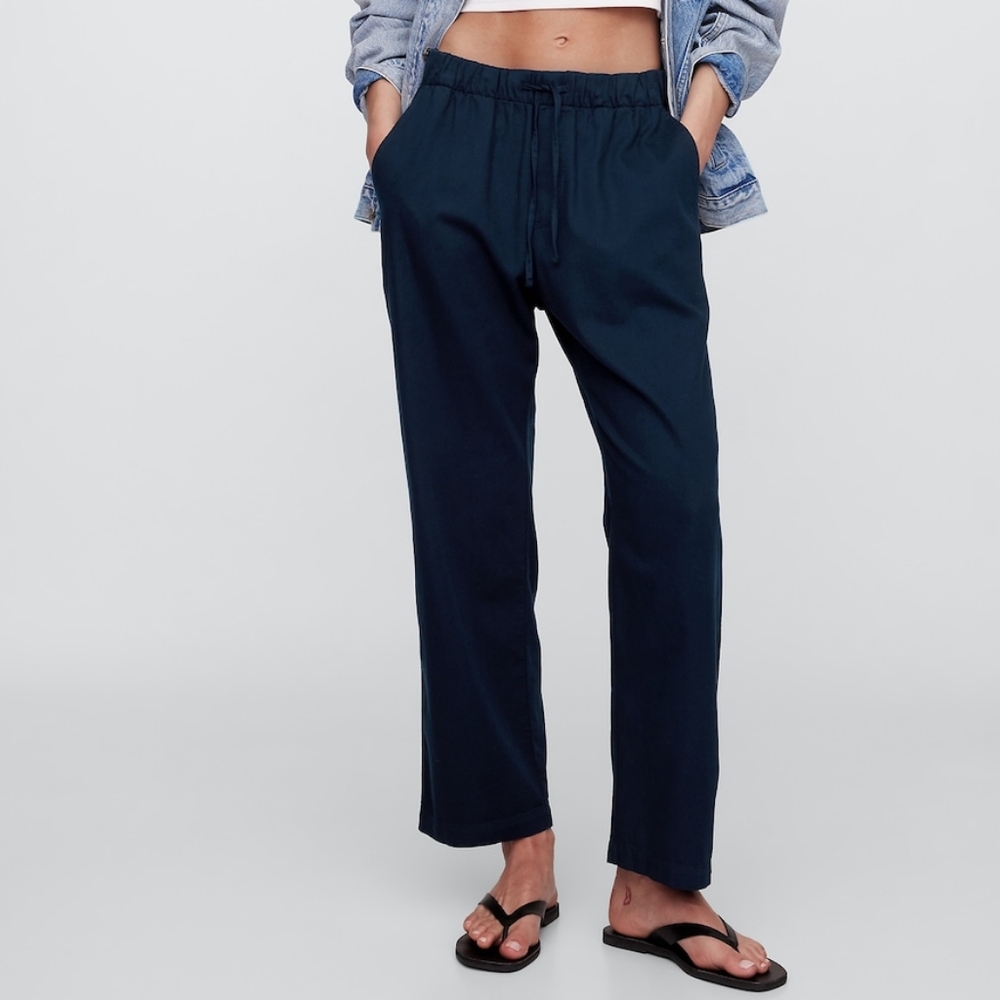 GapFit Comfortable Fitting Pants In Navy